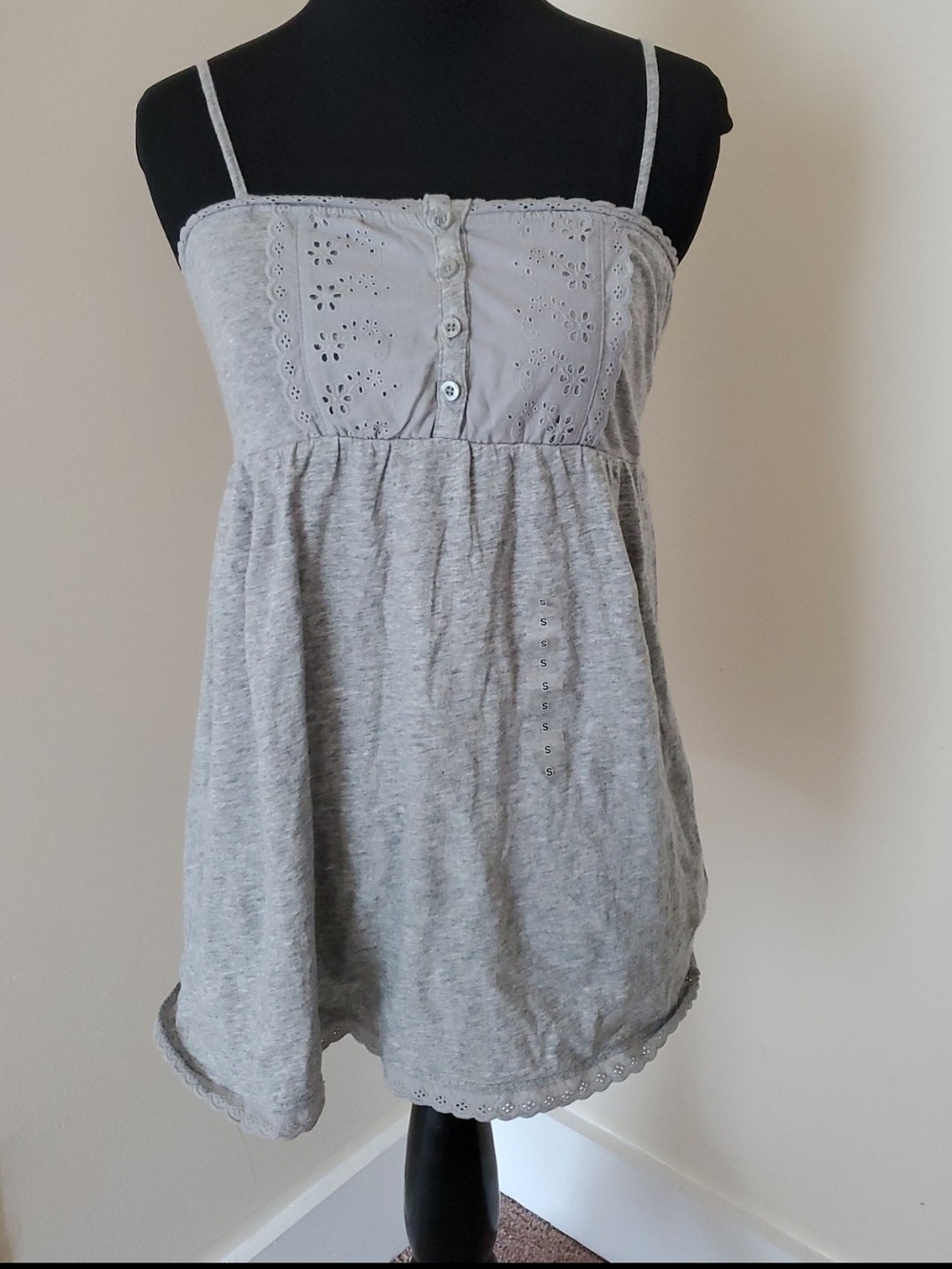 Arizona Jean Company Light Gray Eyelet Babydoll Camisole NWT